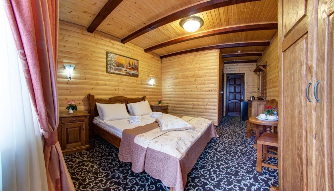 בוקובל Villa Elena Spa & Resort מראה חיצוני תמונה